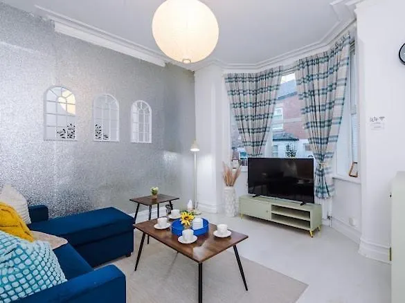 Sleep7, Pool Table, Ttennis, Free Parking, 3Br